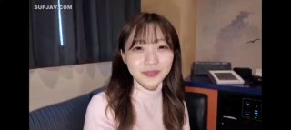 继母被摄像机捕捉到:业余夫妇在客厅里做爱被抓到
